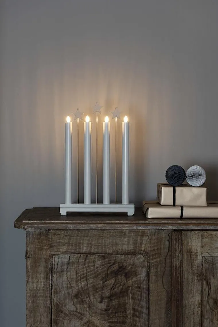 Adventsstake med stjerner - Lys grå