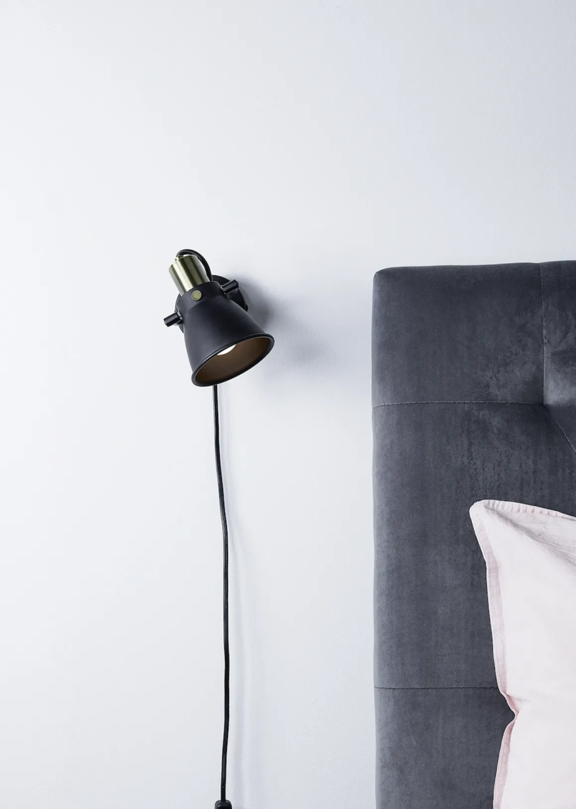 Alton vegglampe - Svart - Svart