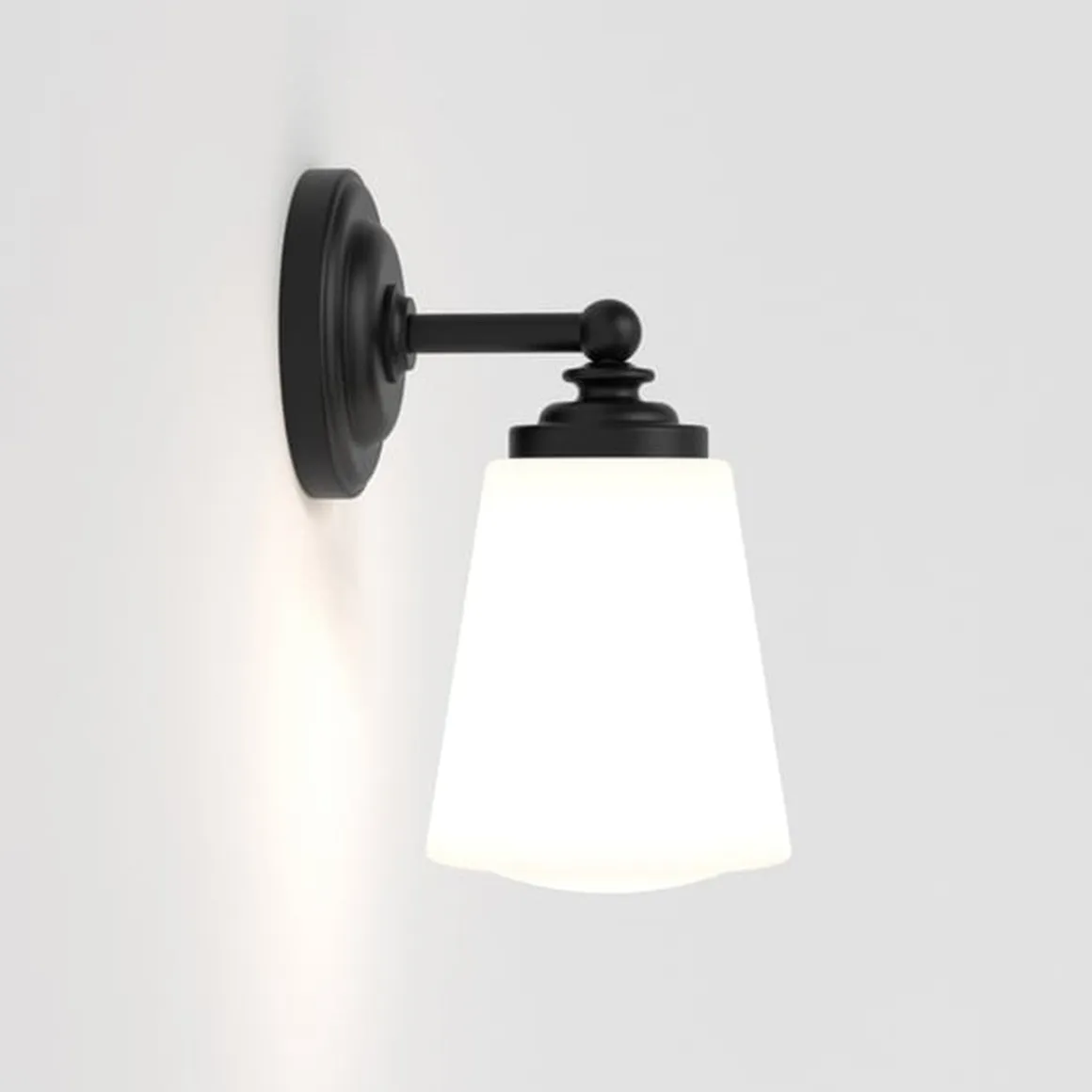 Anton vegglampe for baderom IP44