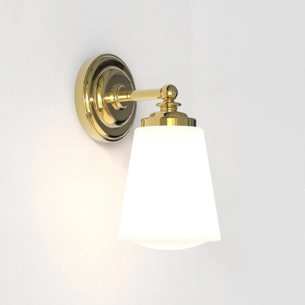 Anton vegglampe for baderom IP44