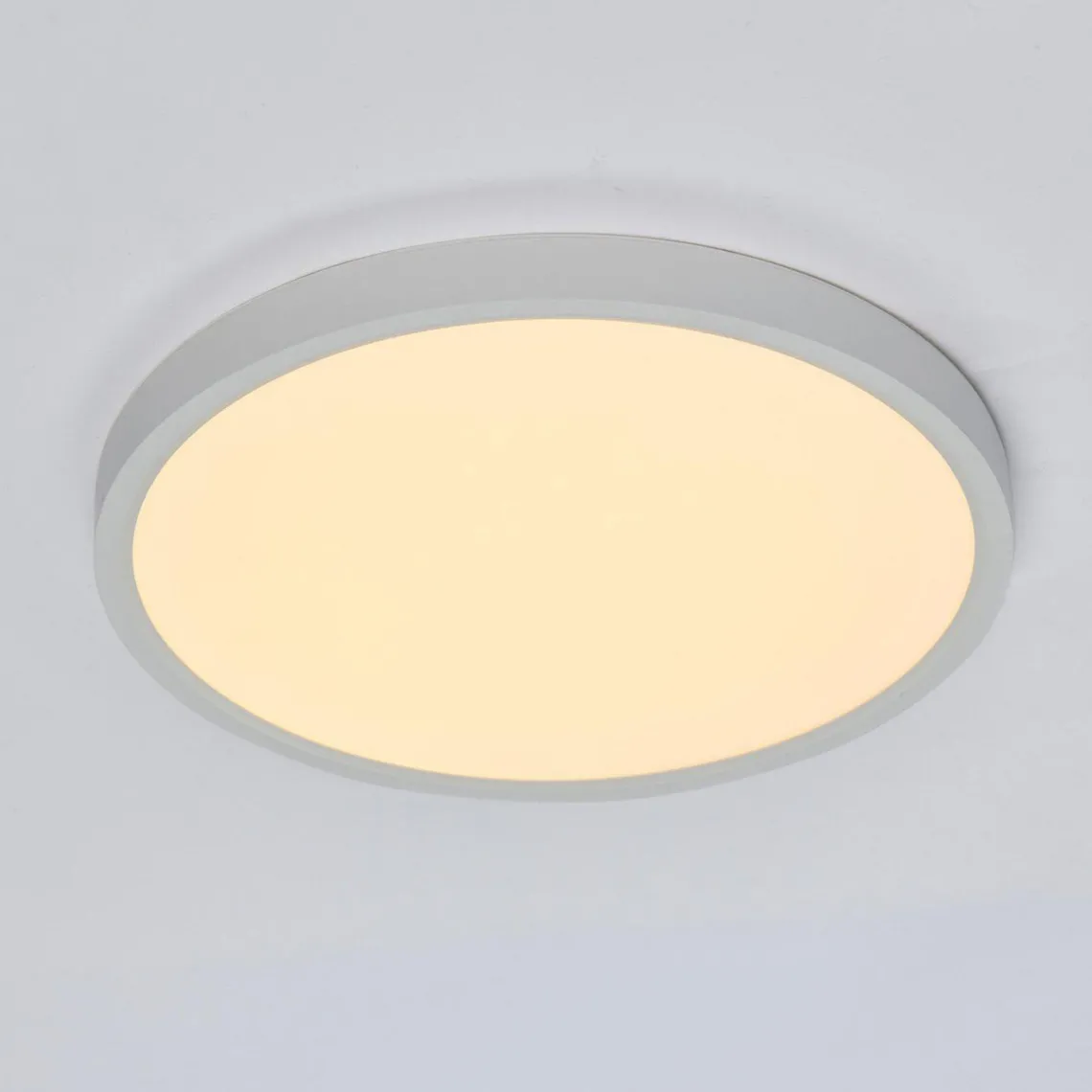 Astor taklampe 30 cm 24W Dimbar - Hvit