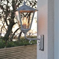Benu vegglampe opp - galvanisert stål