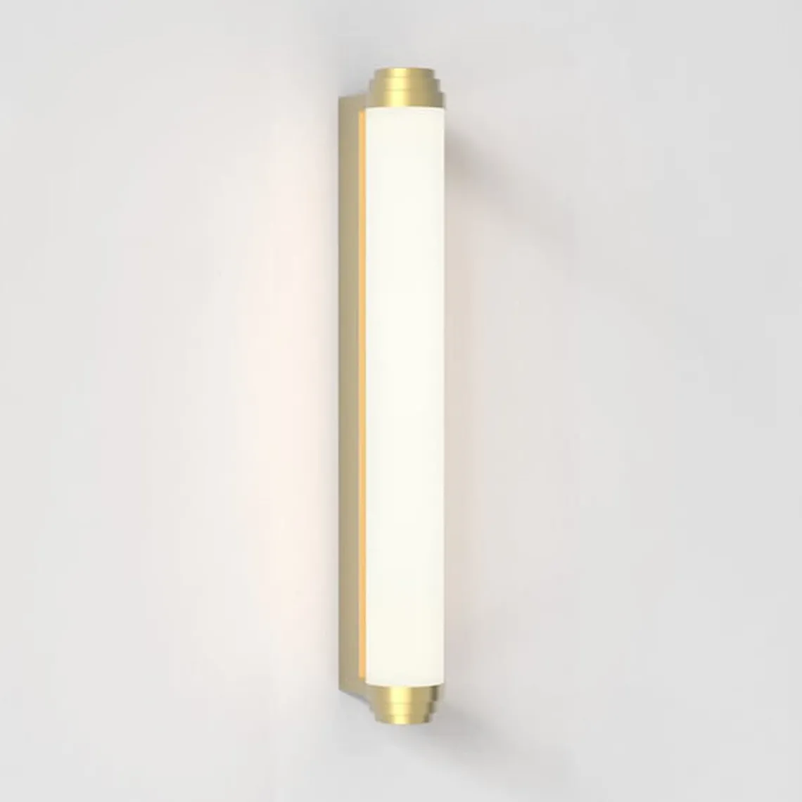 Burlington 600 vegglampe for baderom 14,3W 2700 Kelvin IP44