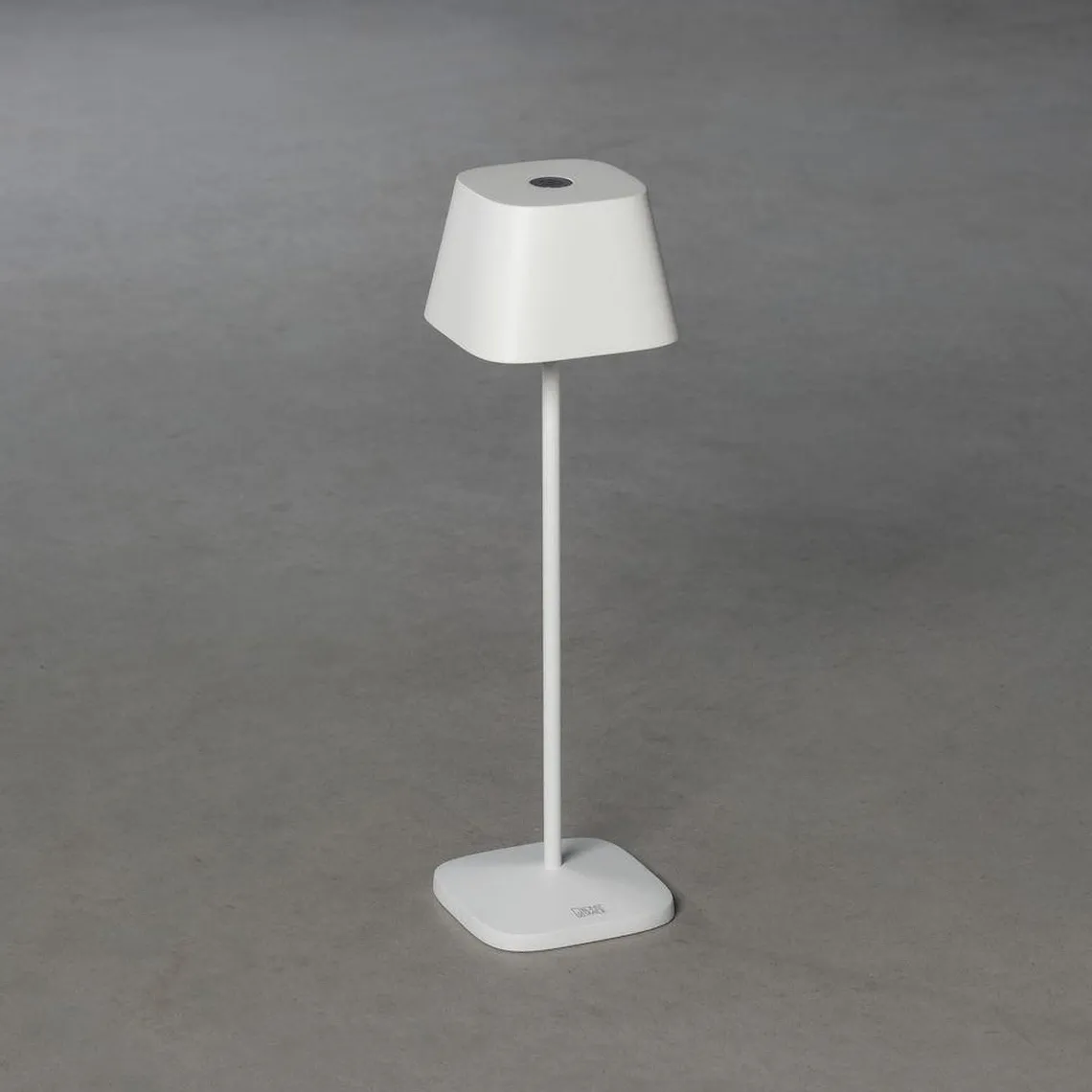 Capri bordlampe oppladbar utendørs IP54 - Hvit