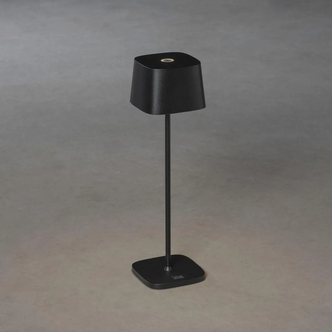 Capri bordlampe oppladbar utendørs IP54 - Svart