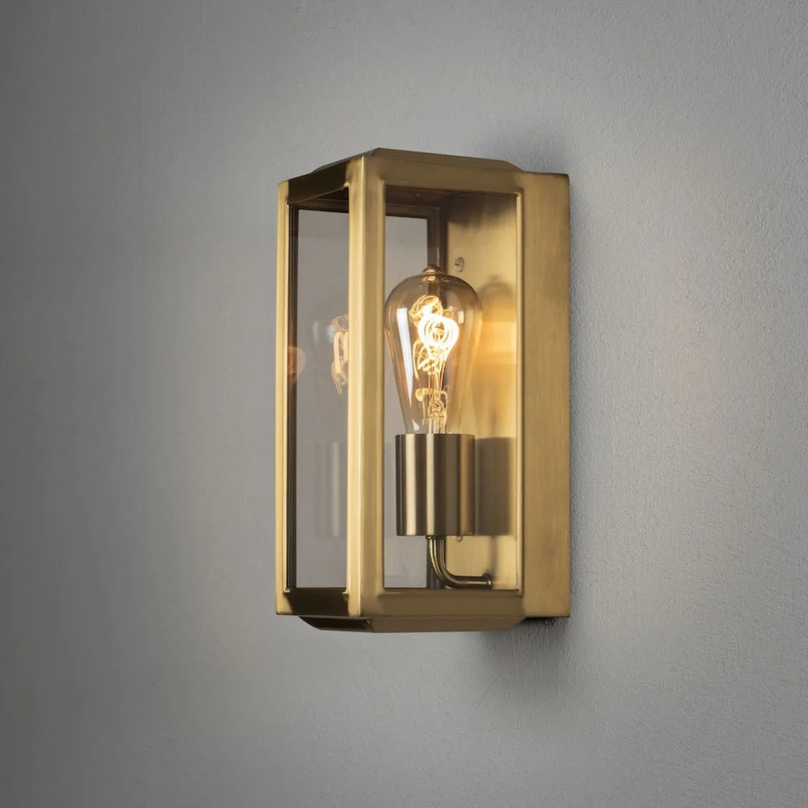 Carpi vegglampe utendørs H30 cm IP44 - Messing