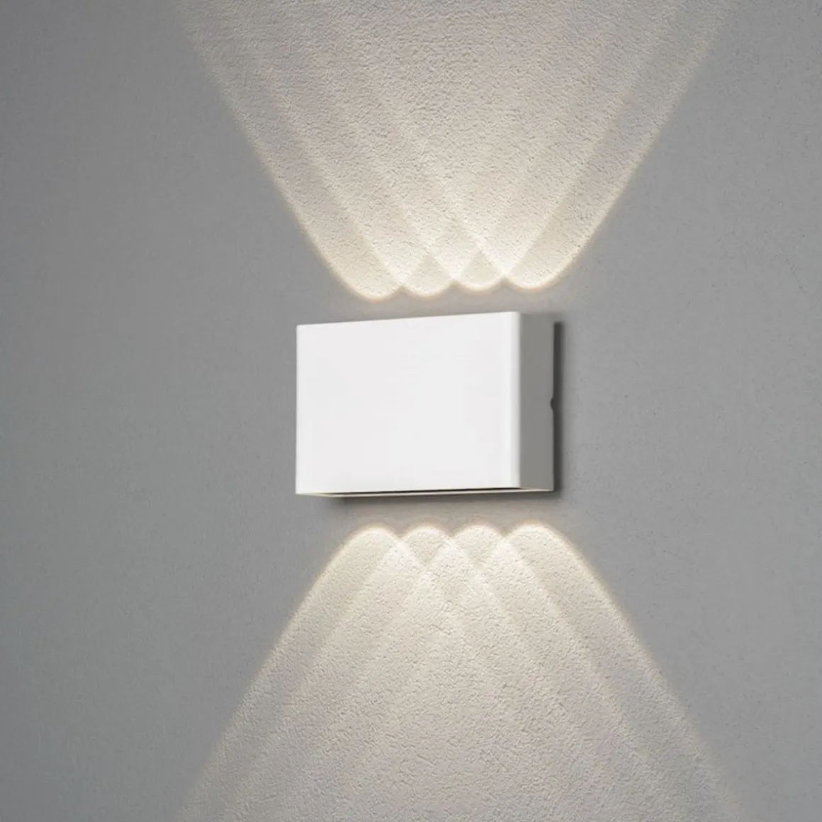 Chieri vegglampe utendørs opp/ned 8x1W IP54 - Hvit