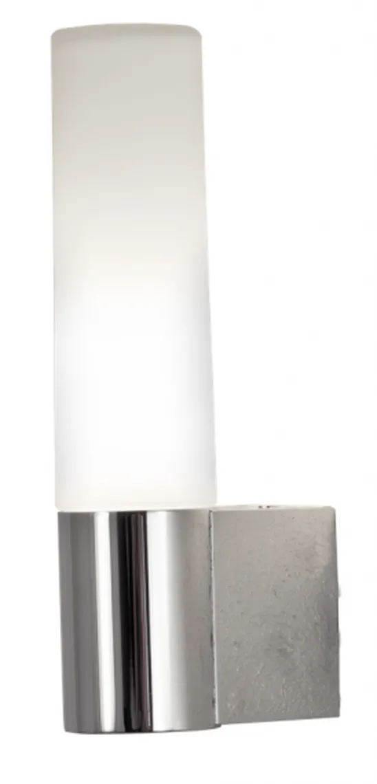 Cosenza vegglampe for baderom m/stikkontakt IP44