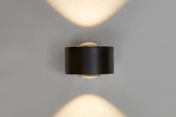 Easy Lens vegglampe opp/ned 14,5W 1800-2700 Kelvin dimtowarm - Svart