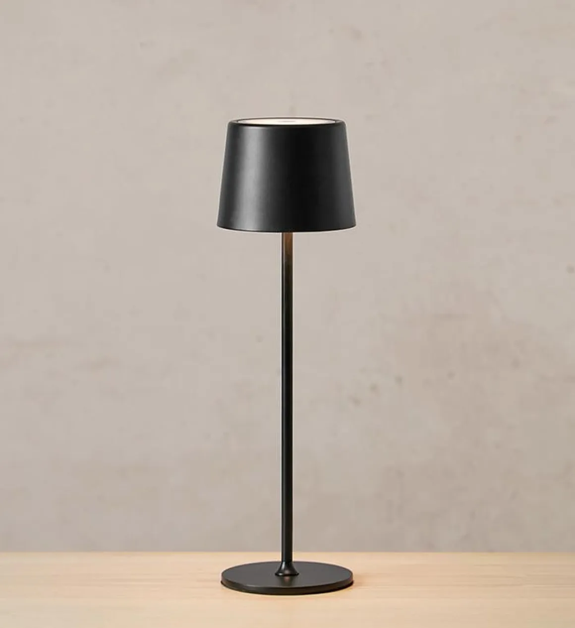 Fiore oppladbar bordlampe
