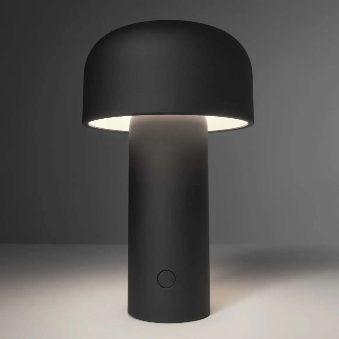 Flos Bellhop oppladbar bordlampe