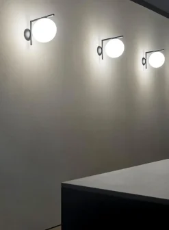 Flos IC w1 utendørs vegglampe