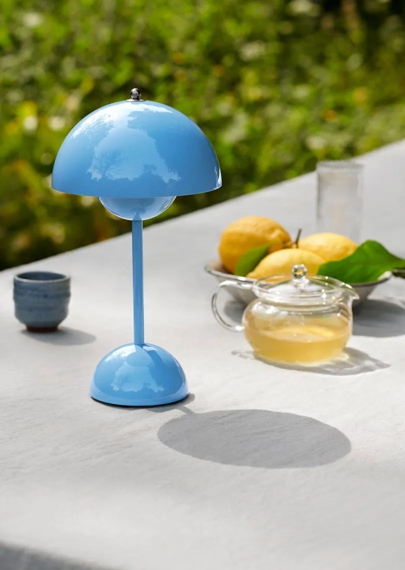 Flowerpot VP9 bærbar bordlampe