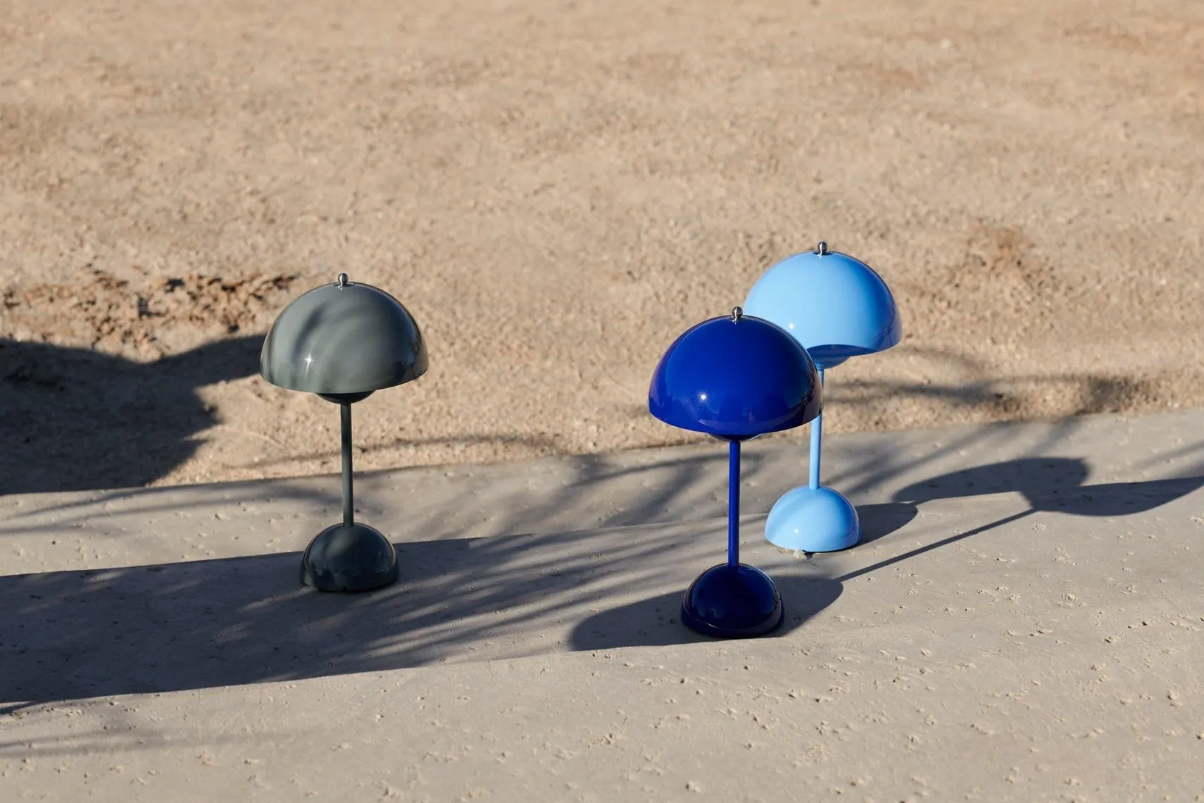 Flowerpot VP9 bærbar bordlampe