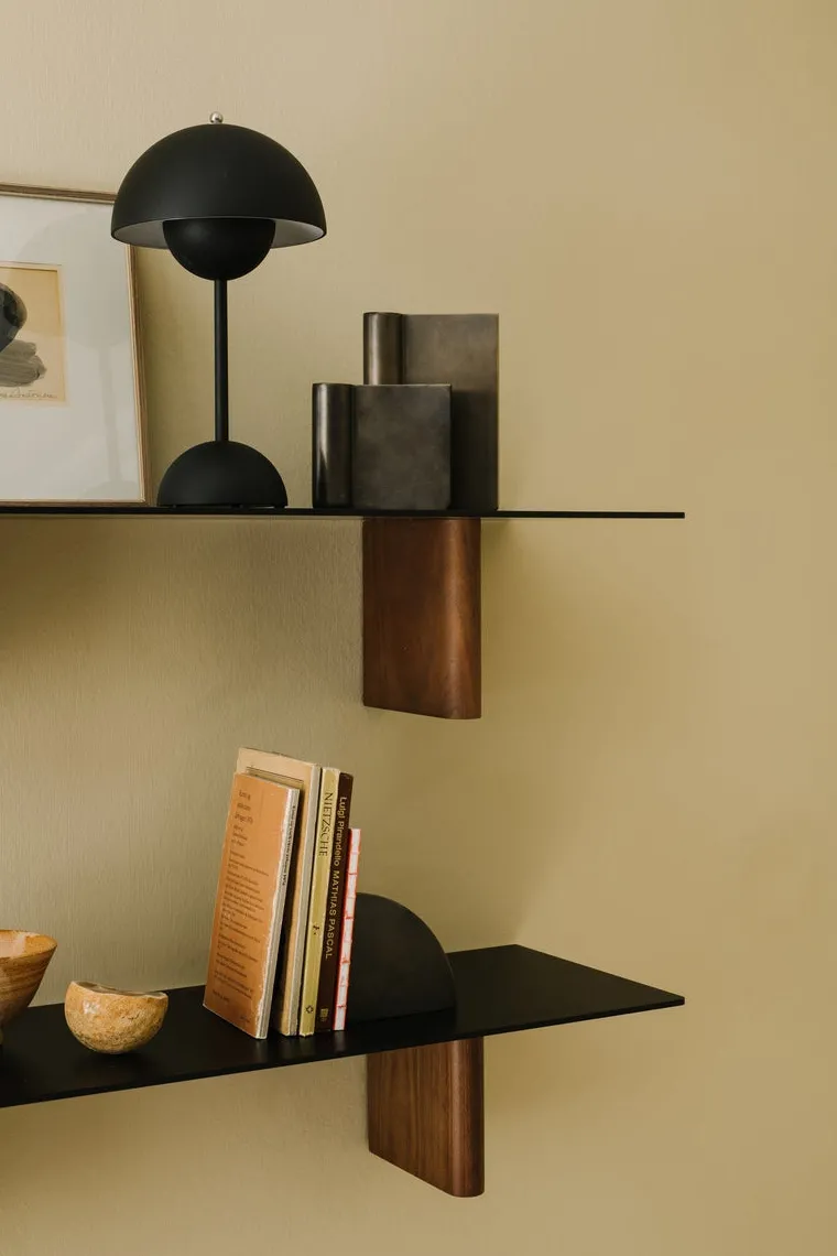 Flowerpot VP9 bærbar bordlampe