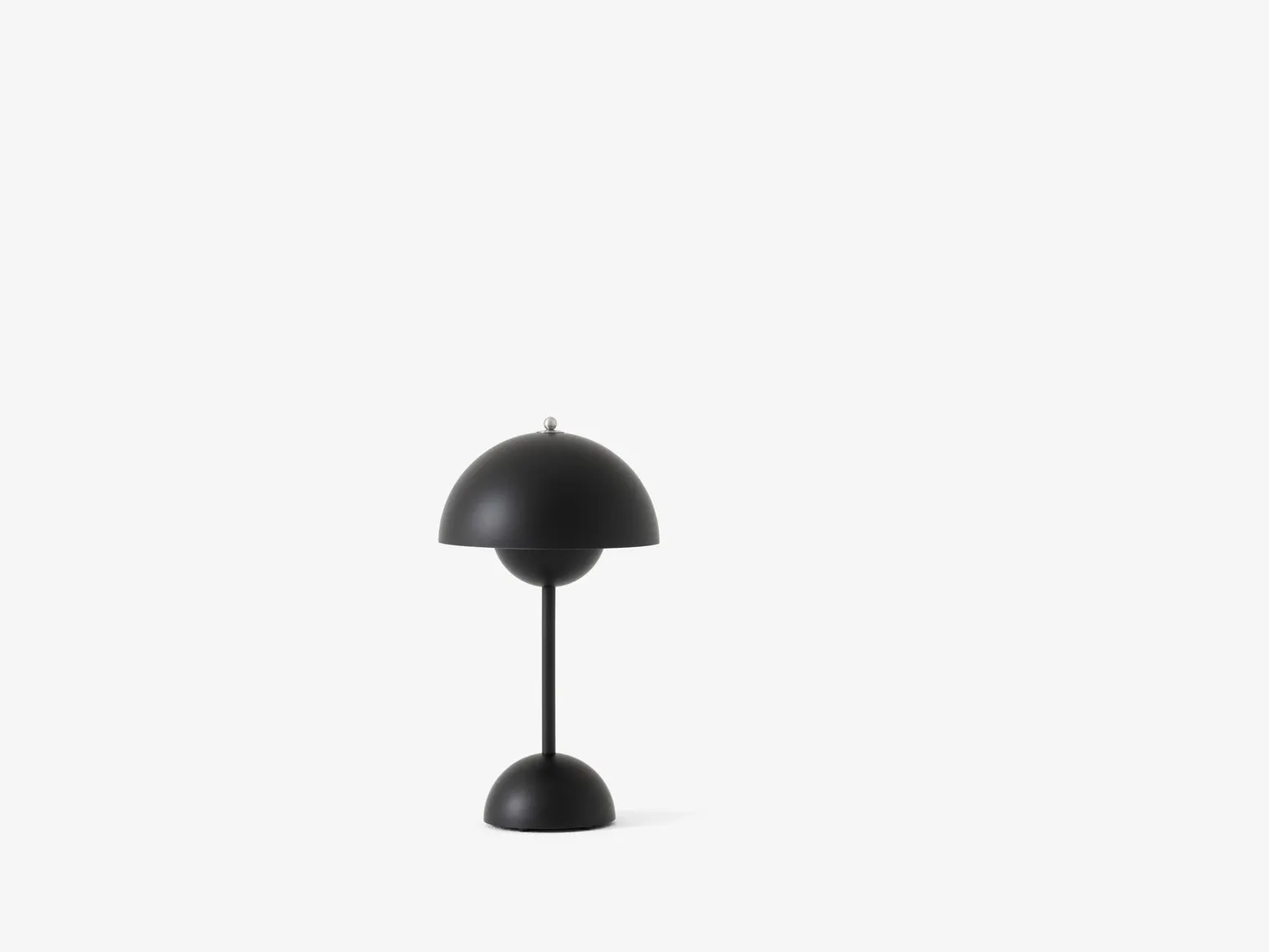 Flowerpot VP9 bærbar bordlampe
