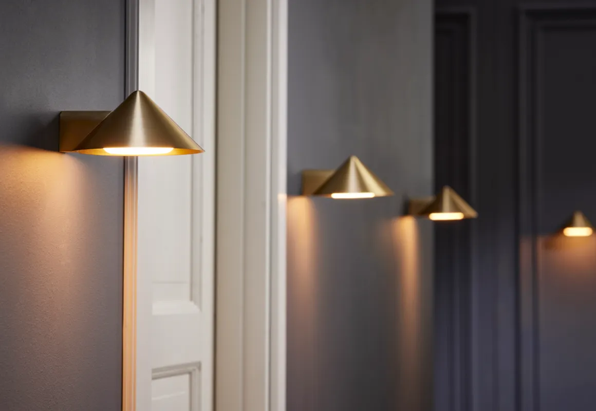 Grasp vegglampe
