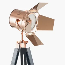 Hereford gulvlampe 139 cm - Svart/Kobberfarget