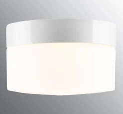 Ifø Opus 200/135 tak/vegg E27 IP44