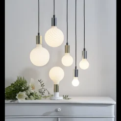 Illumination Globe E27 LED 5W 2600K 80mm dimbar - Opal