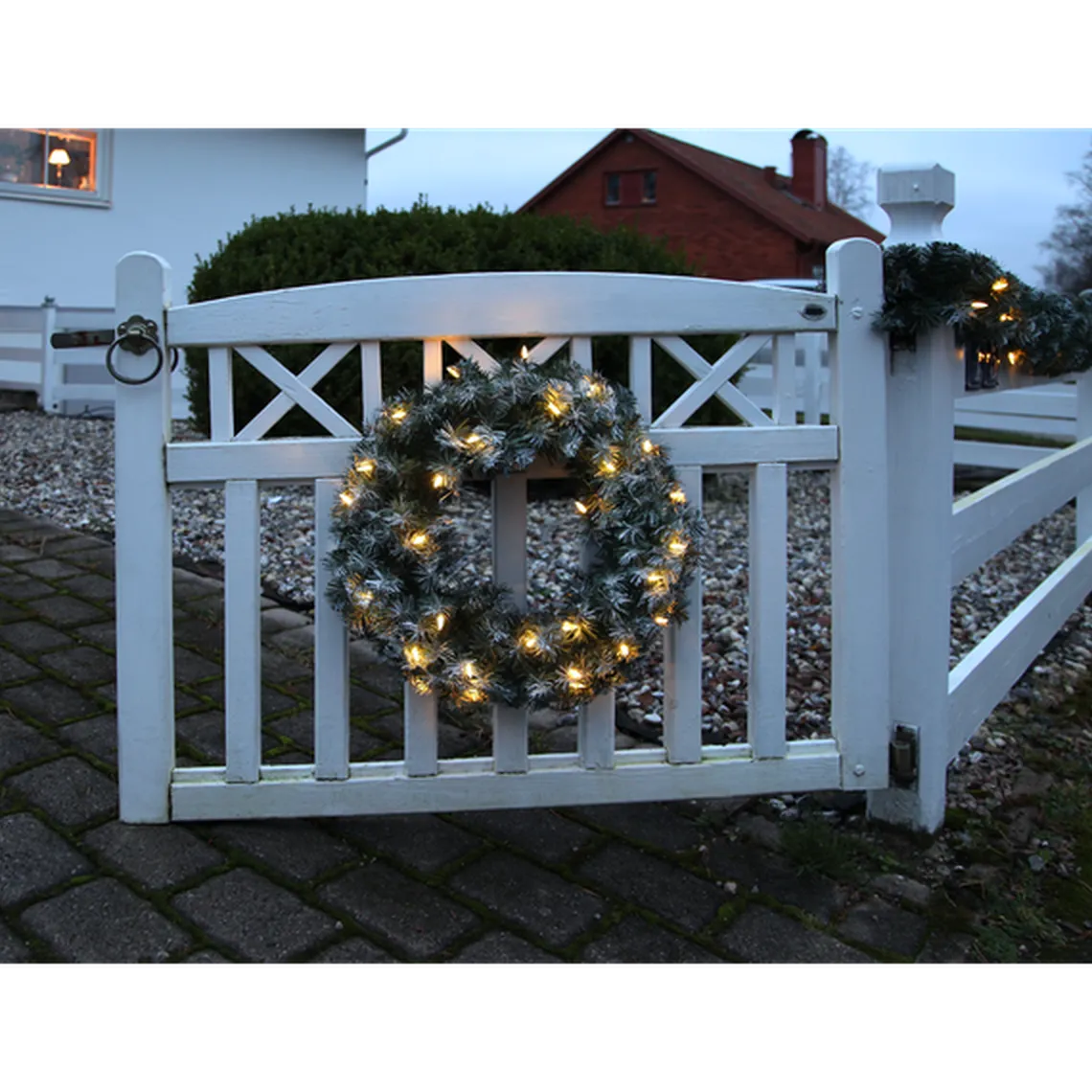 Julekrans med lys Edmonton 50 cm 30-lys - Grønn