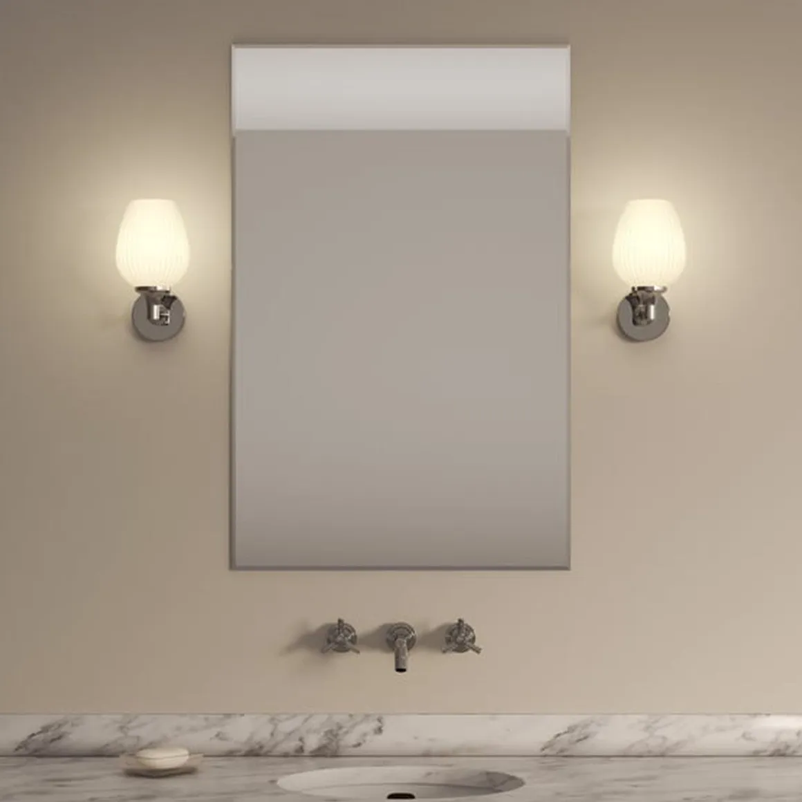 Liberty vegglampe for baderom IP44