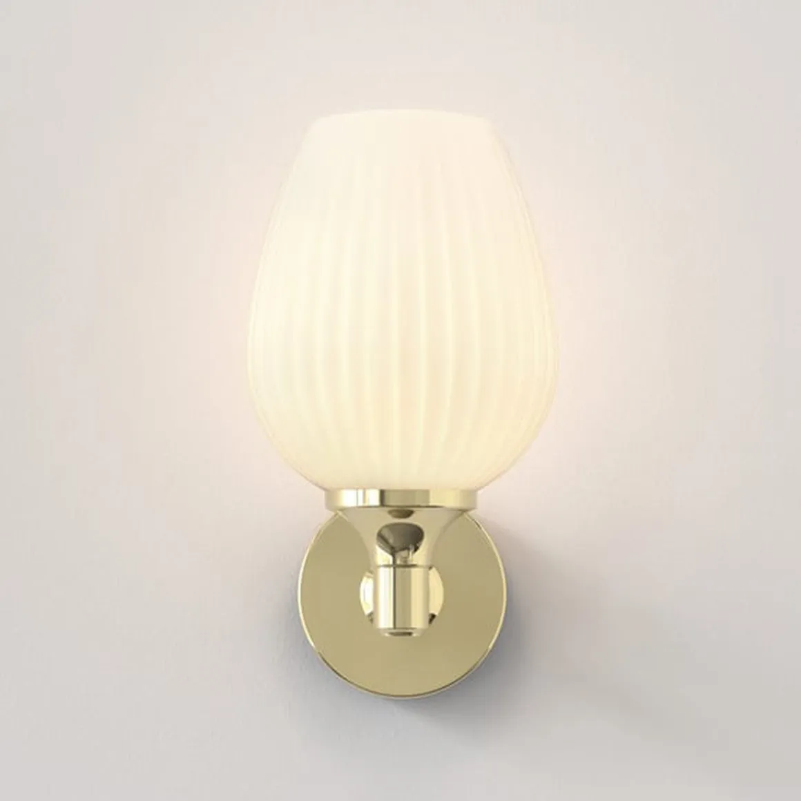 Liberty vegglampe for baderom IP44