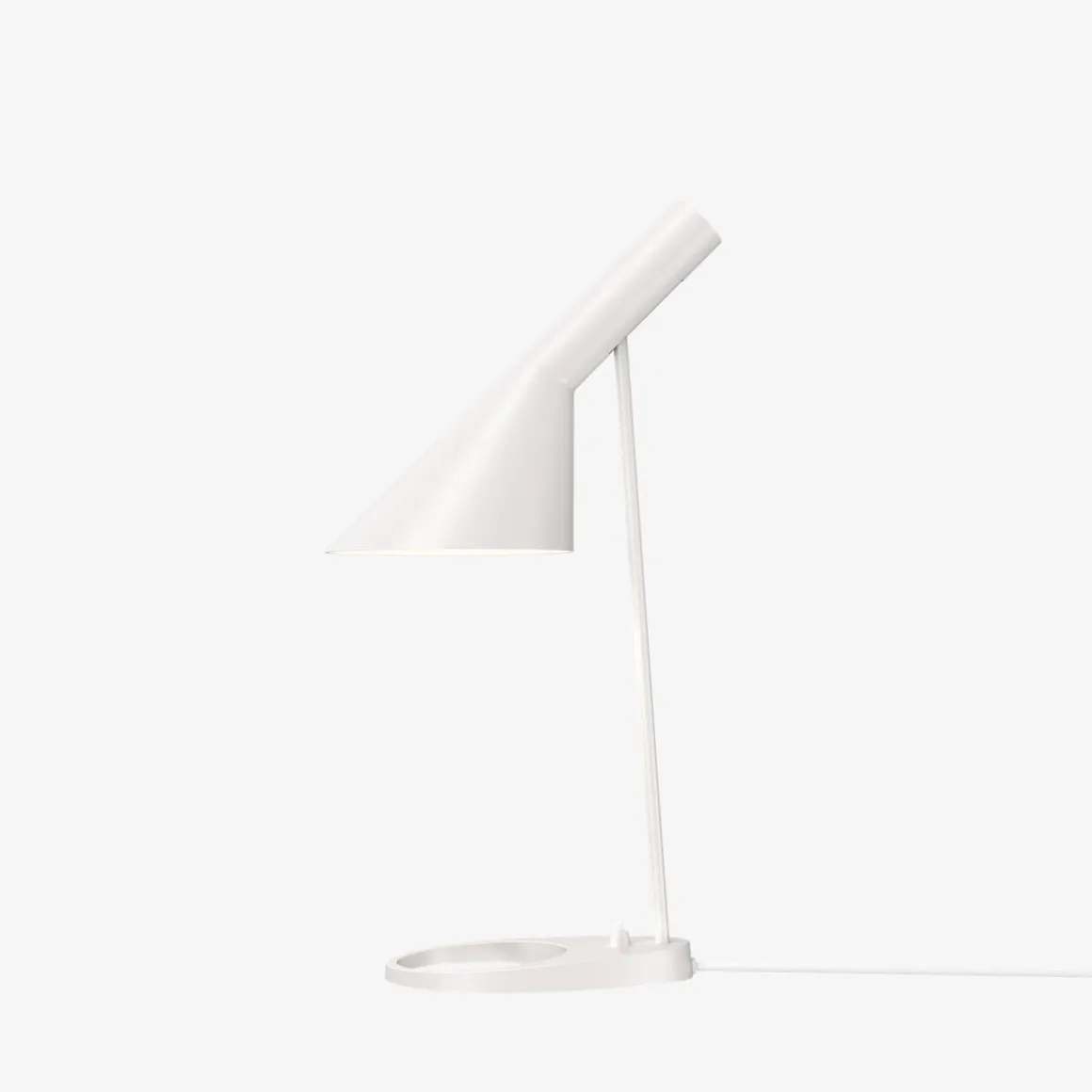 Louis Poulsen AJ bordlampe