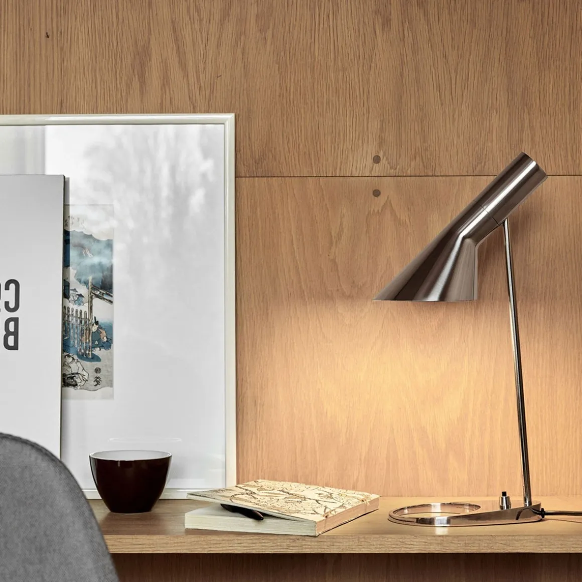 Louis Poulsen AJ bordlampe