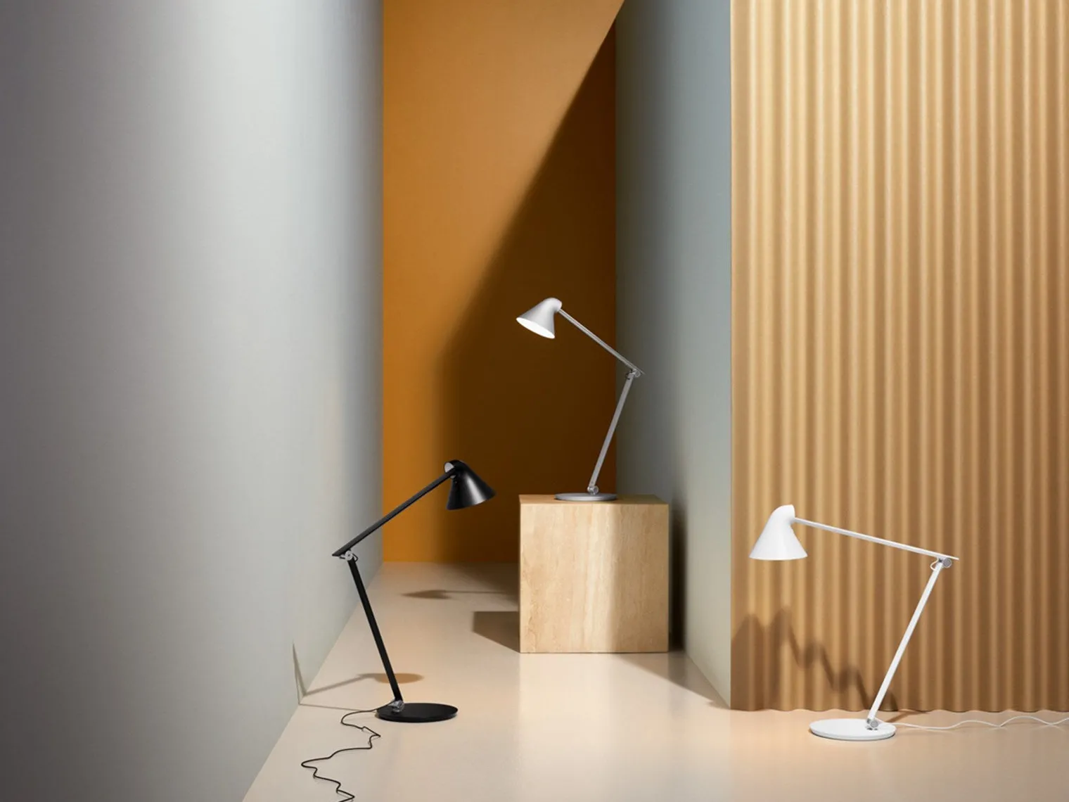 Louis Poulsen NJP bordlampe