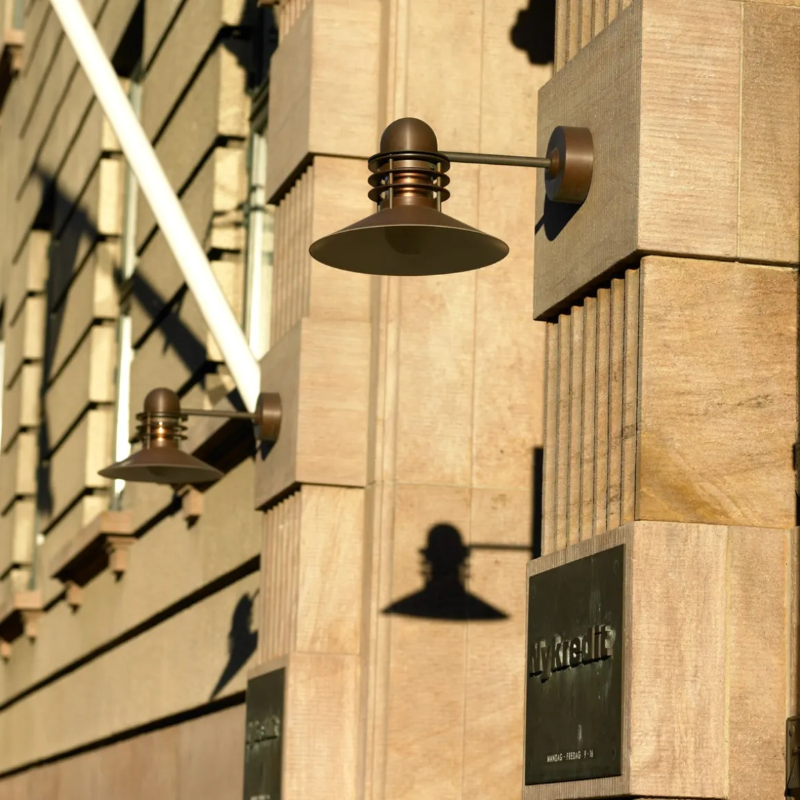 Louis Poulsen Nyhavn utendørs vegglampe