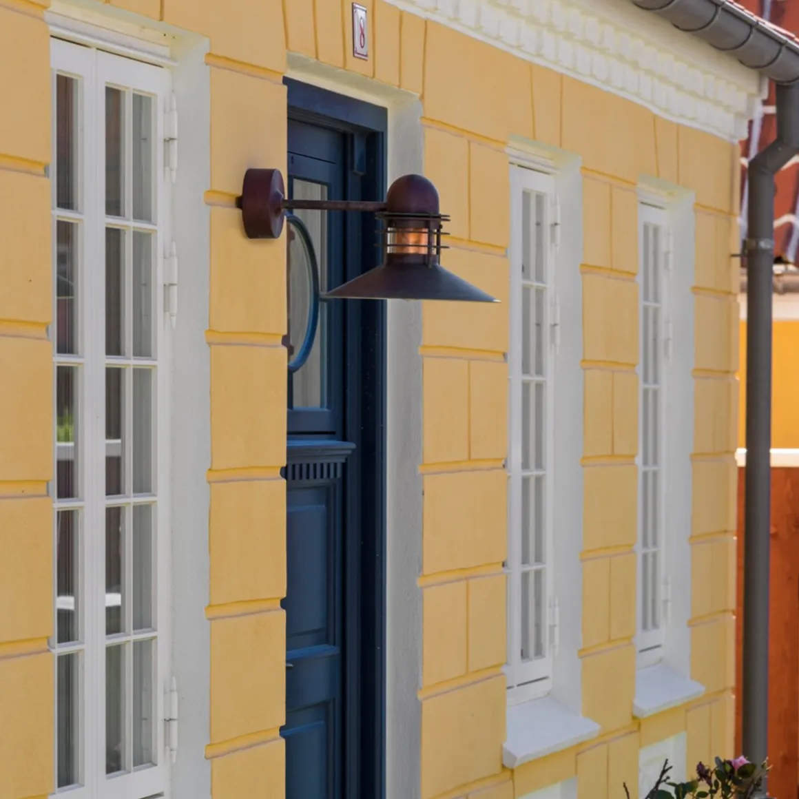 Louis Poulsen Nyhavn utendørs vegglampe