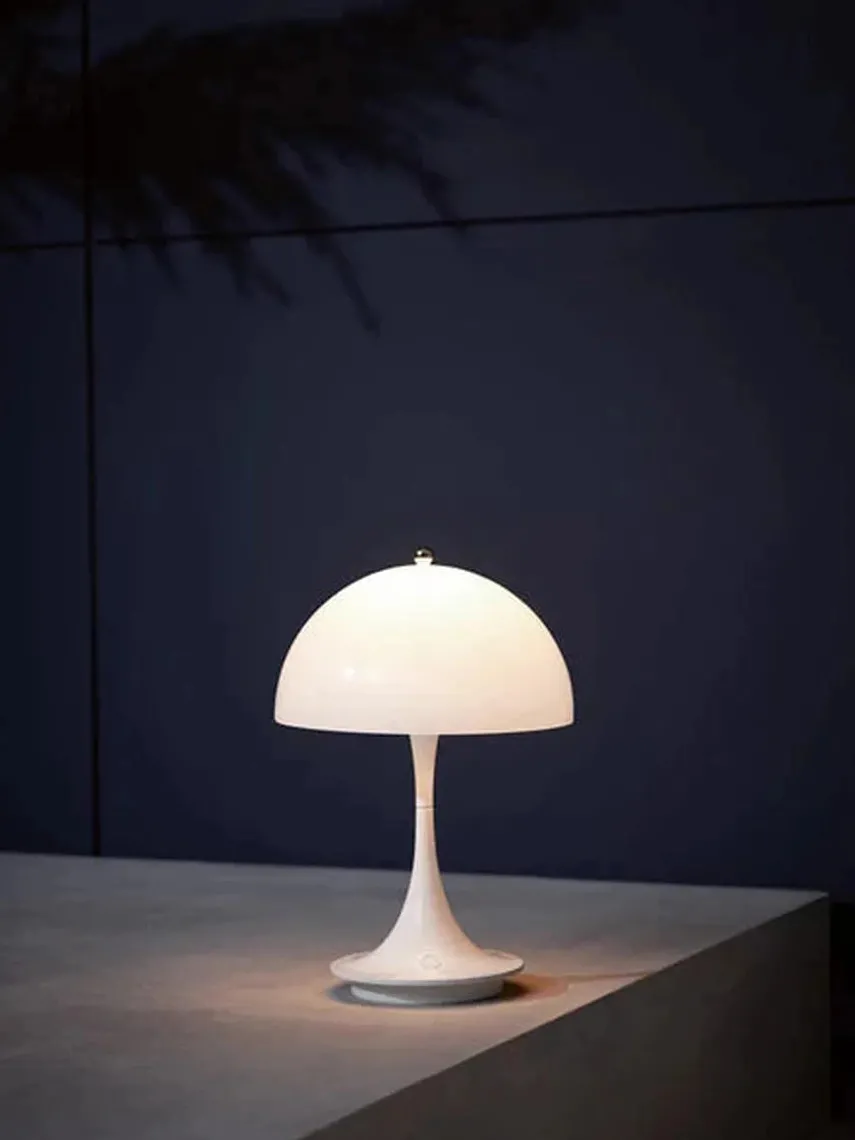 Louis Poulsen Panthella 160 portabel bordlampe