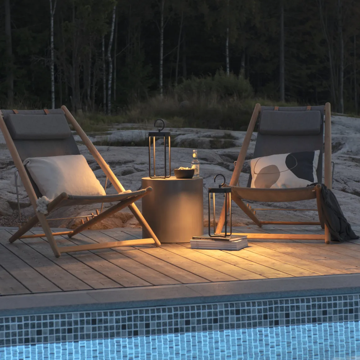 Manorola lanterne bord/gulv 39 cm IP54 oppladbar - Svart