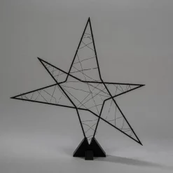 Metalstjerne på fot 43 cm