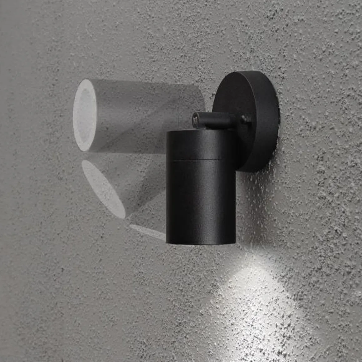 Modena vegglampe ned - Svart