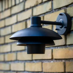 Morph D24 utendørs vegglampe IP44