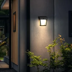 Nissa vegglampe utendørs IP44 1,8W 3000 Kelvin m/sensor - Solcelle