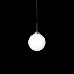 Nuura Apiales 1 taklampe - messing / opal