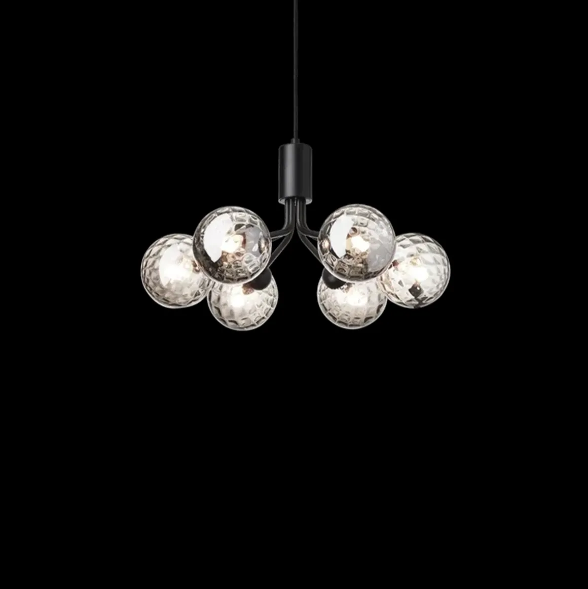 Nuura Apiales 6 taklampe - satin svart - optic røyk glass