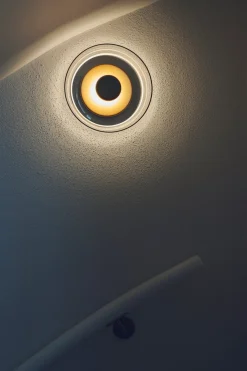 Nuura Blossi vegglampe/taklampe Klar