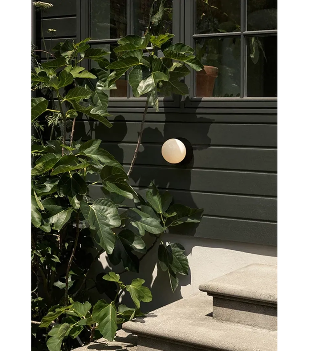 Nuura Liila 1 utendørslampe