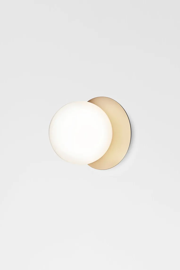 Nuura Liila 1 vegglampe/taklampe - medium - nordic gold / opal