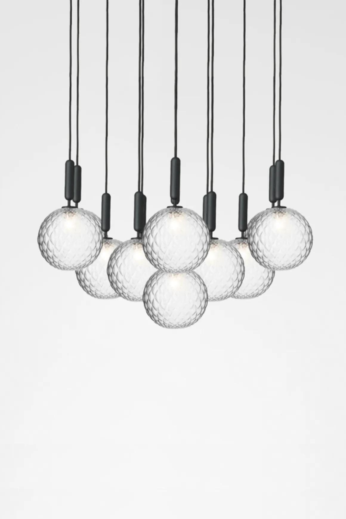 Nuura Miira 13 large svart / opal