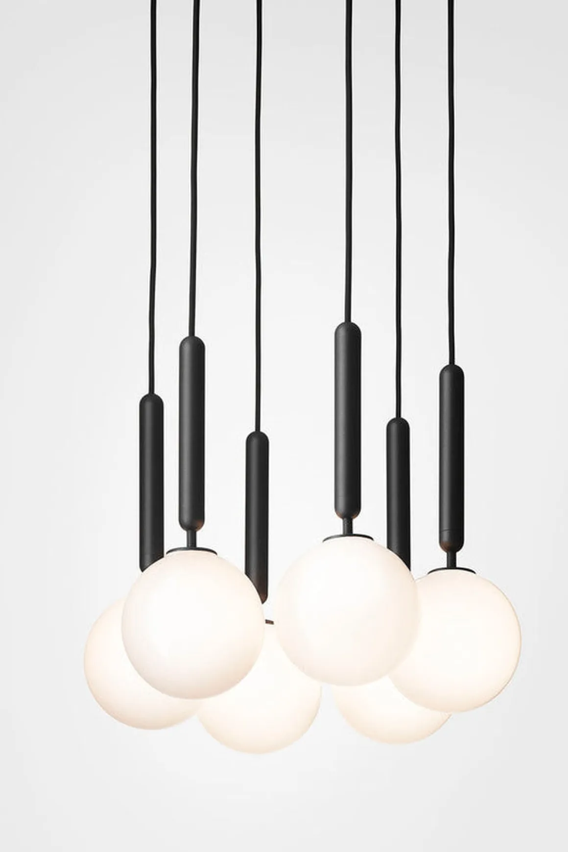 Nuura Miira 6 svart / opal