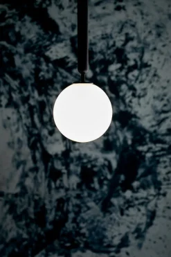 Nuura Miira 1 svart/opal
