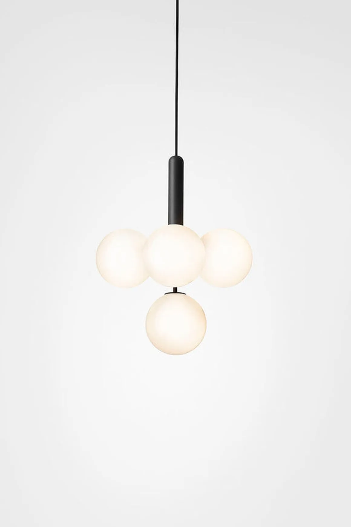 Nuura Miira 4 svart/opal