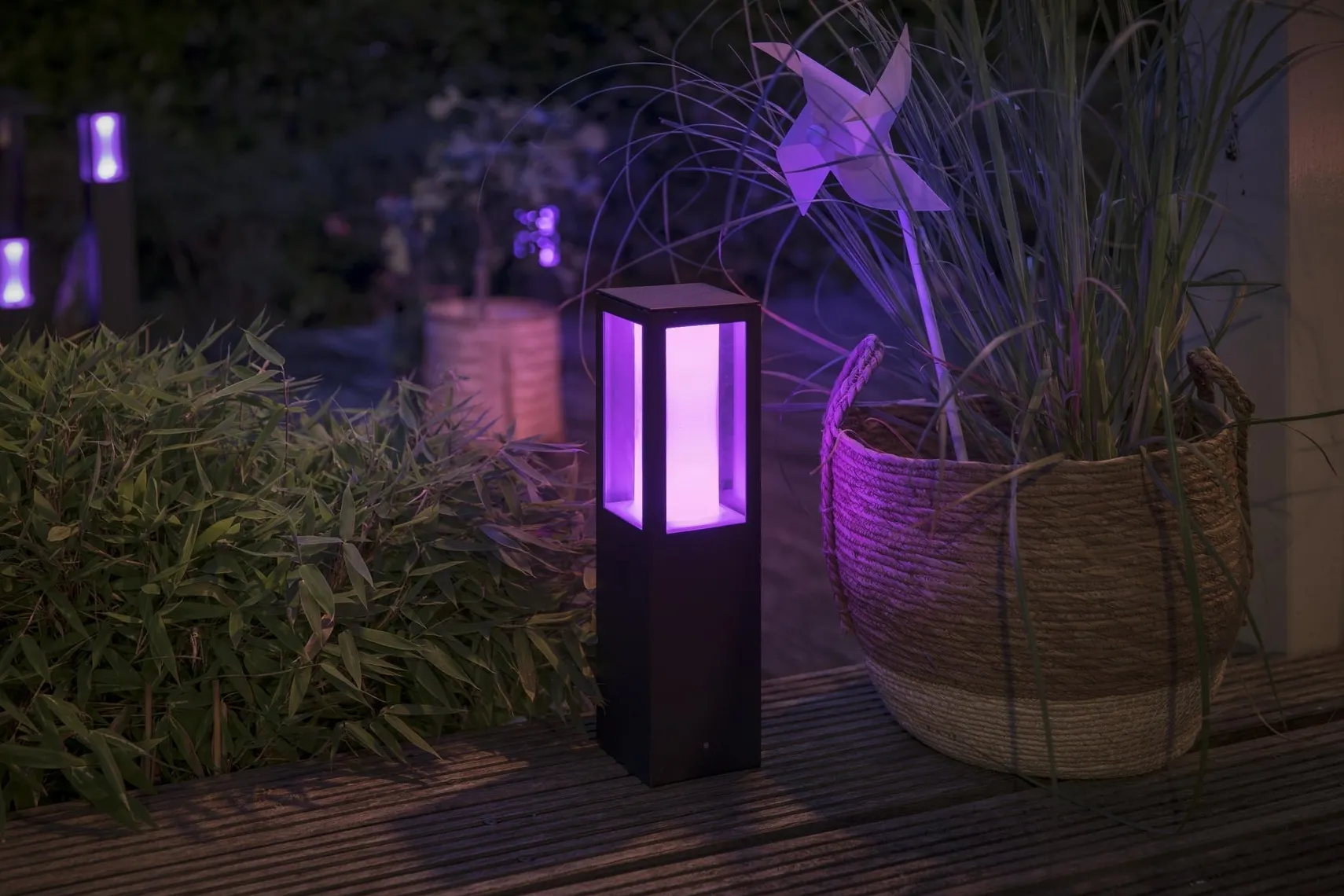 Philips Hue Impress pullert white ambiance & color luminaires - Forlenger