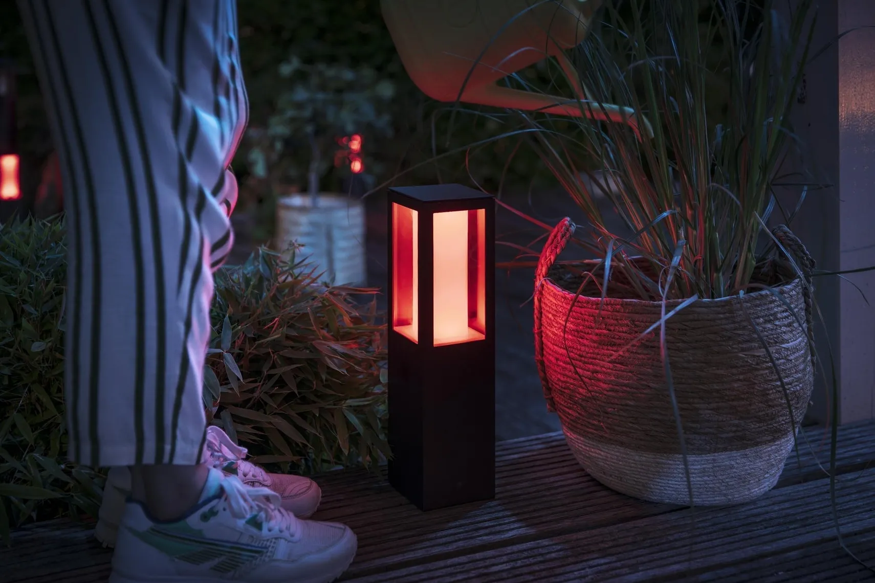 Philips Hue Impress pullert white ambiance & color luminaires - Forlenger