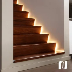 Philips Hue Lightstrip Plus-basispakke White og farget stemning – 2 meter